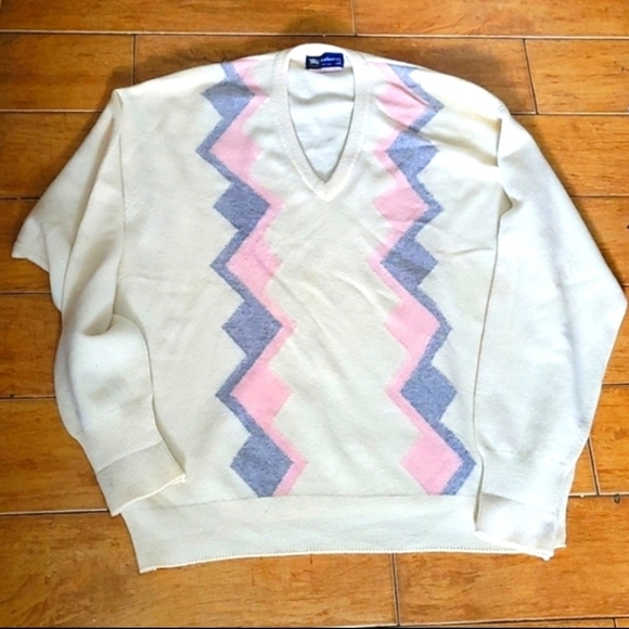 Burberry Vintage Lambswool V-Neck Cream Sweater Pink Grey Detail SIze XL - Picture 11 of 12